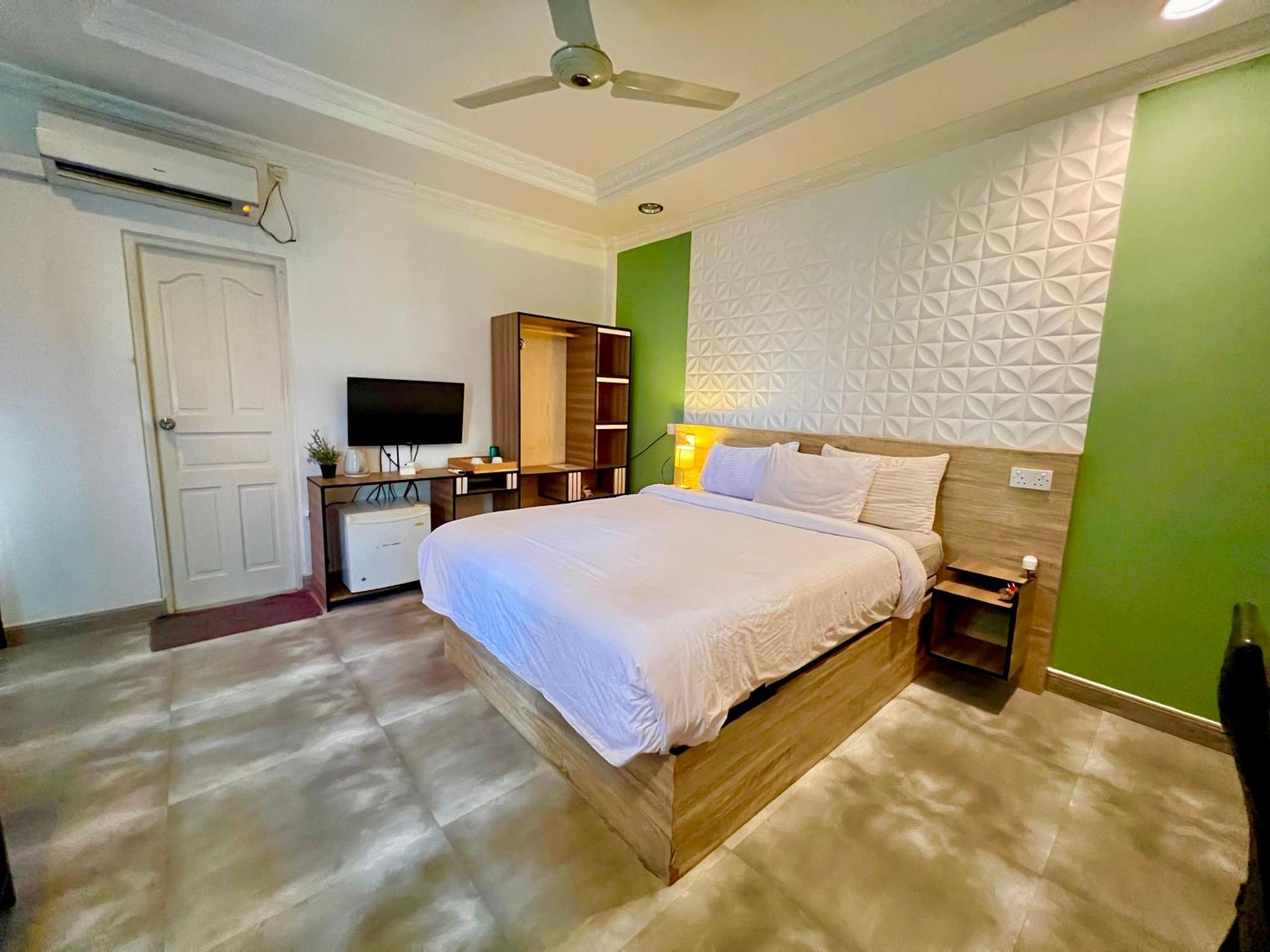 Koimala Hotel Маамигили Экстерьер фото